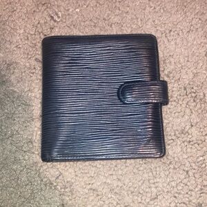 Lv black epi wallet button closure